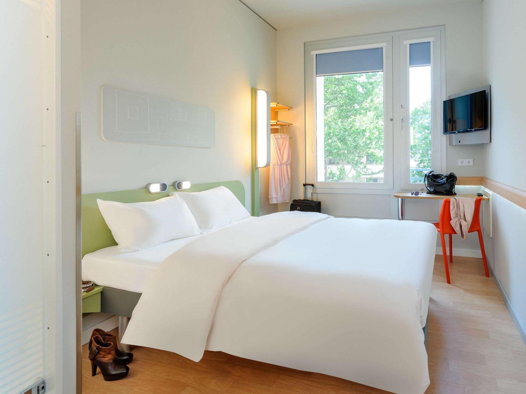 Ibis Budget Frankfurt City Ost Frankfurt am Main Exterior foto
