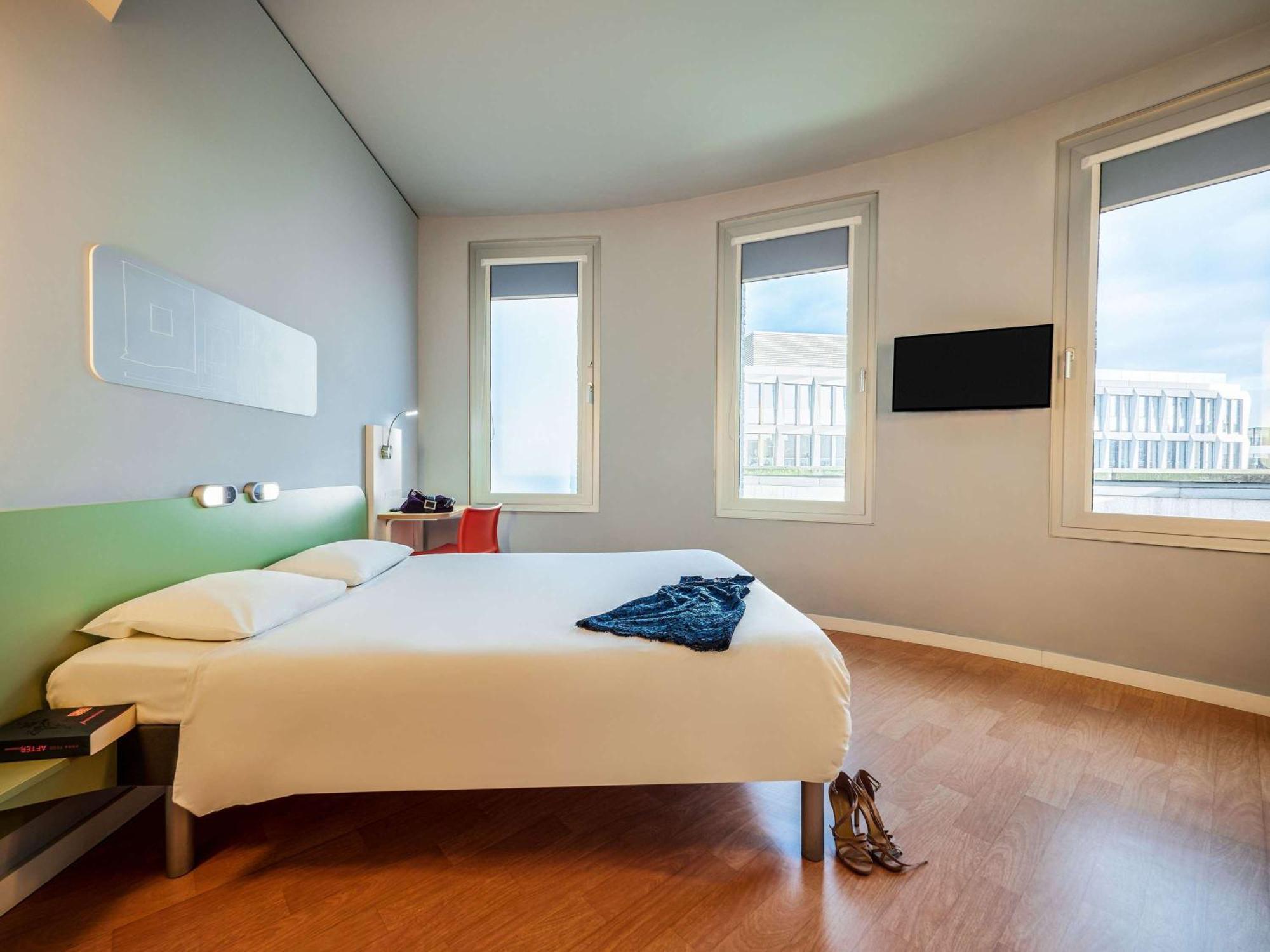 Ibis Budget Frankfurt City Ost Frankfurt am Main Exterior foto